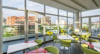 Hampton By Hilton 4*